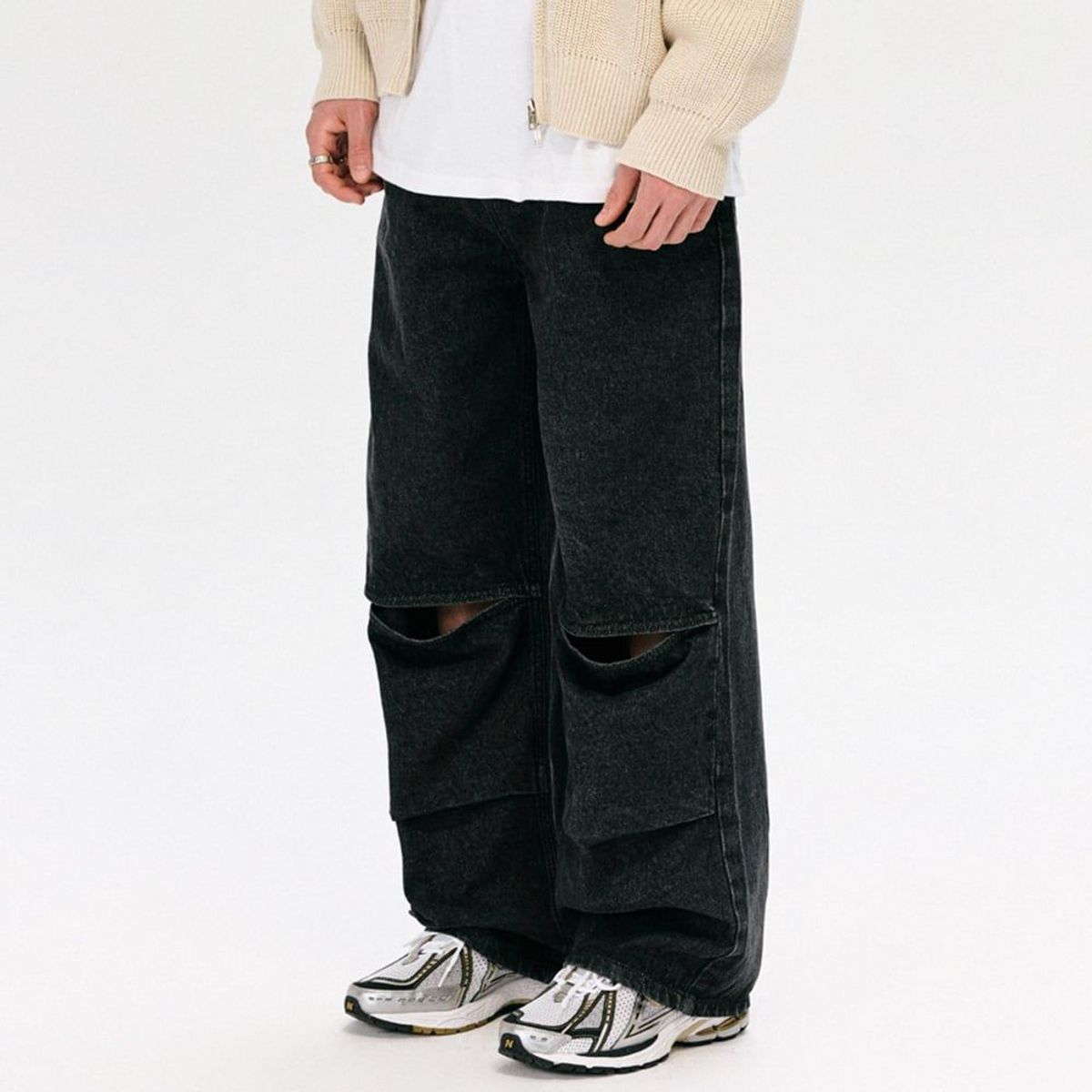 REFLYPERKY(리플라이퍼키) | 실시간 인기 스타일 | HT8605 웨어에버 와이드 오픈파라슈트 데님 (ROUGH BLACK) |  온더룩